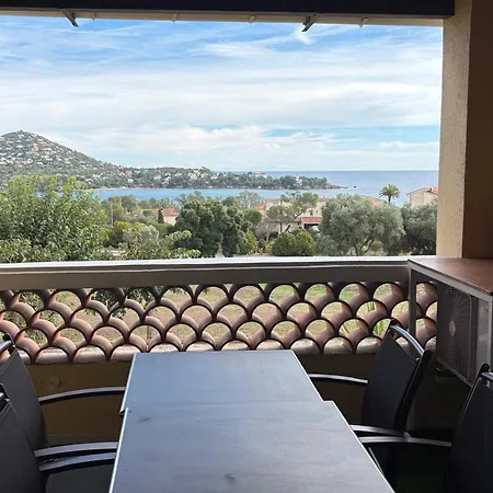 아파트 Cap Esterel 2 Pieces Avec Terrasse, Vue Mer, Climatisation Et Parking - Fr-1-504-697 *